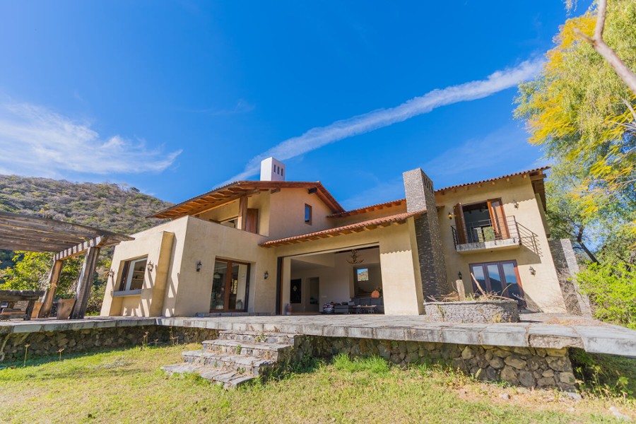 La Hacienda Vieja Casa for sale in Mascota