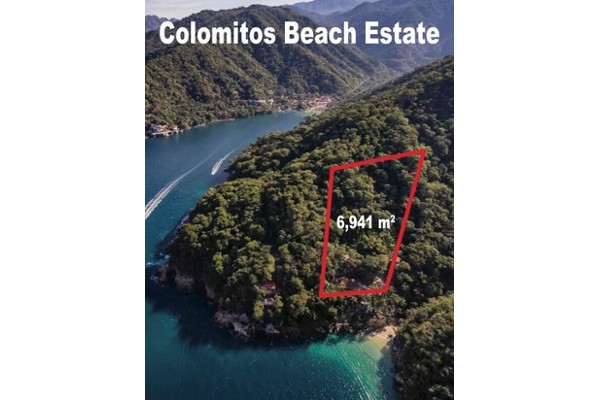 The Colomitos Beach Estate