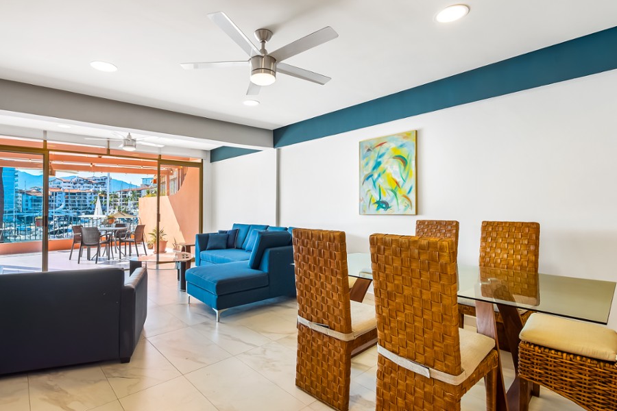 1215 Club Puesta Del Sol Condominium for sale in Marina Vallarta