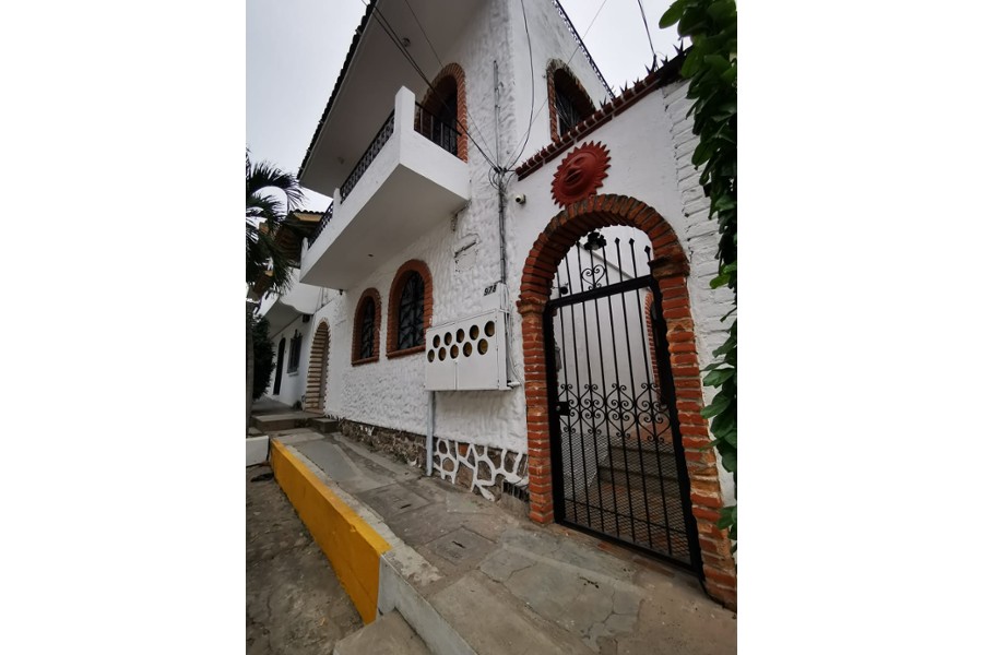 Casa Rey Sol House for sale in North
