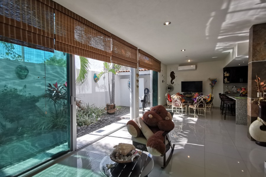 Casa Tamesis House for sale in East