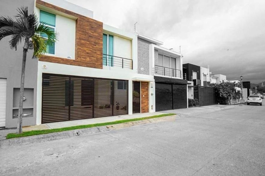 Casa Jonas Casa for sale in Rio Pitillal South