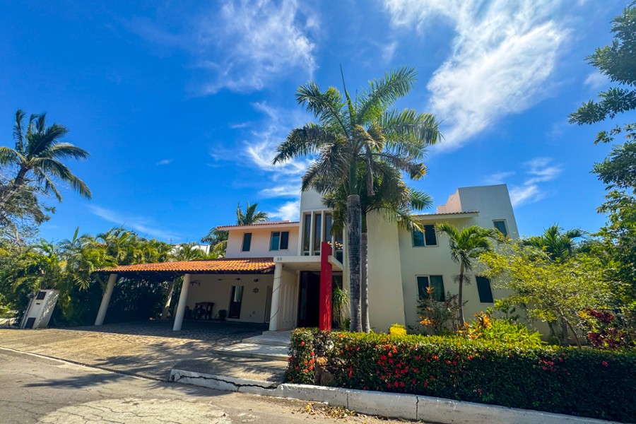 Villa Gaviotas Blancas House for sale in Nuevo Vallarta