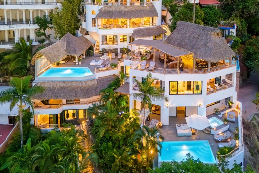 Villa Boho: Magnificence In The Hills Of Amapas, Puerto Vallarta Casa for sale in Amapas
