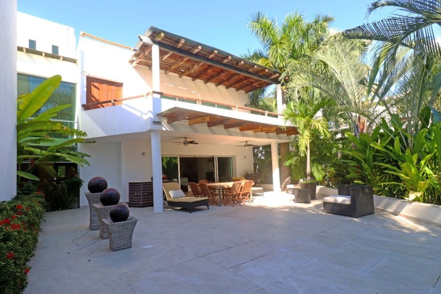 Vallarta Gardens Villa 51 House for sale in La Cruz de Huanacaxtle
