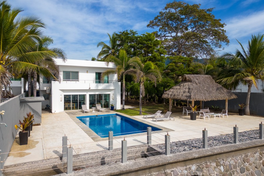 40 Playa Los Cocos Casa Los Cocos, Na, Riviera Nayarit Casa for sale in Matanchen Bay